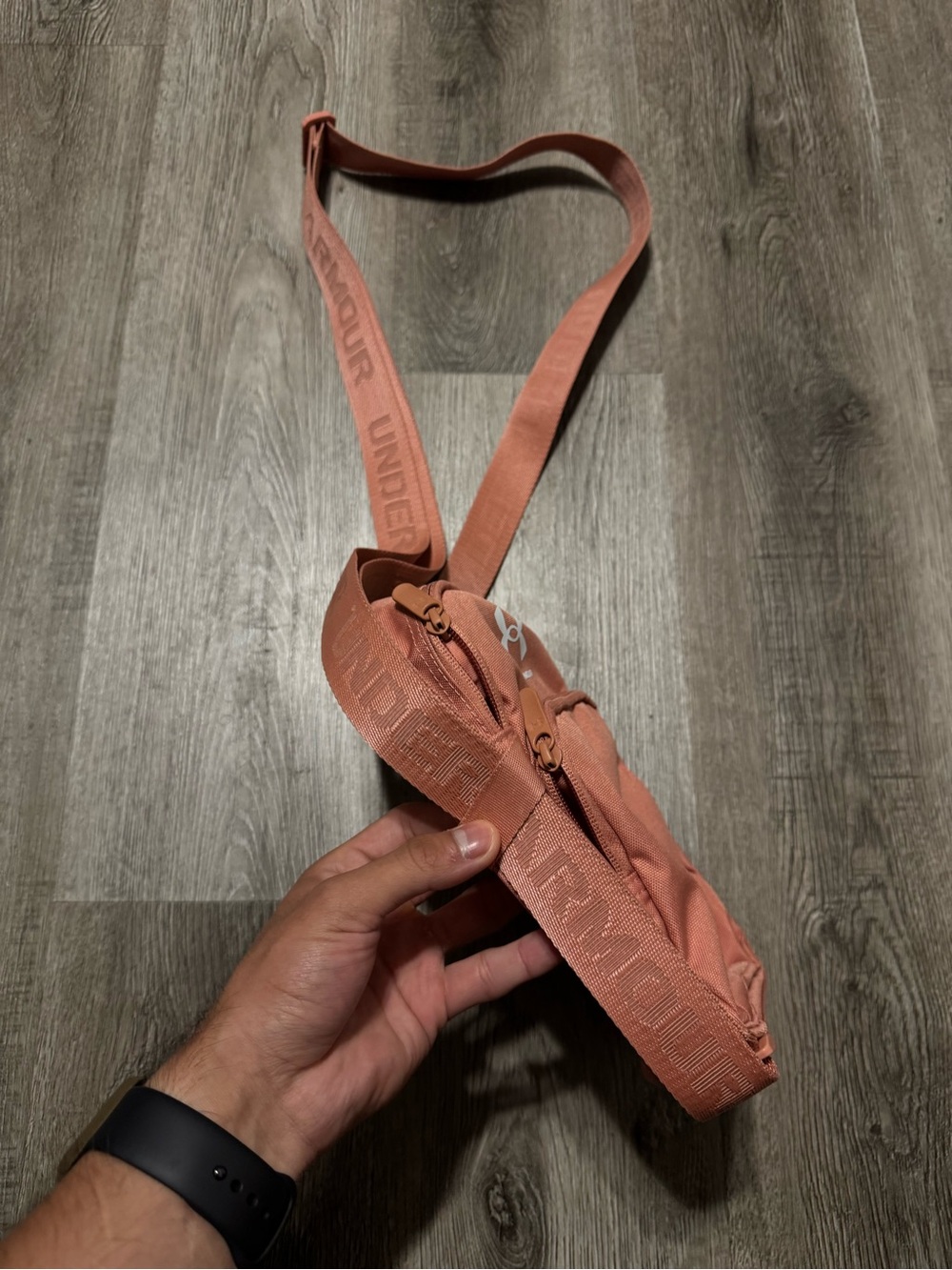 Under Armour Women’s Crossbody Bag - Rose Pink NEW - Picture 2 of 4